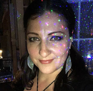 Meet your Posher, Kari